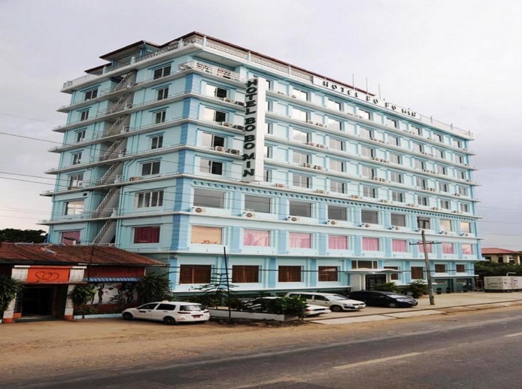 Hotel Bo Bo Min Rangoon Buitenkant foto