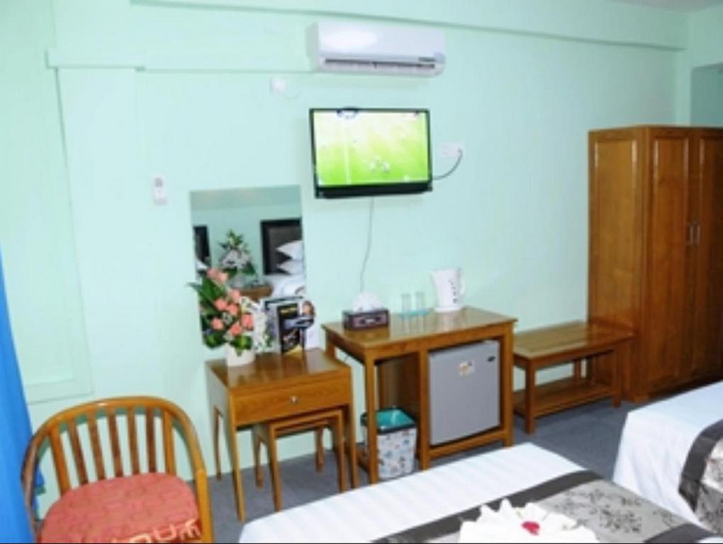 Hotel Bo Bo Min Rangoon Buitenkant foto