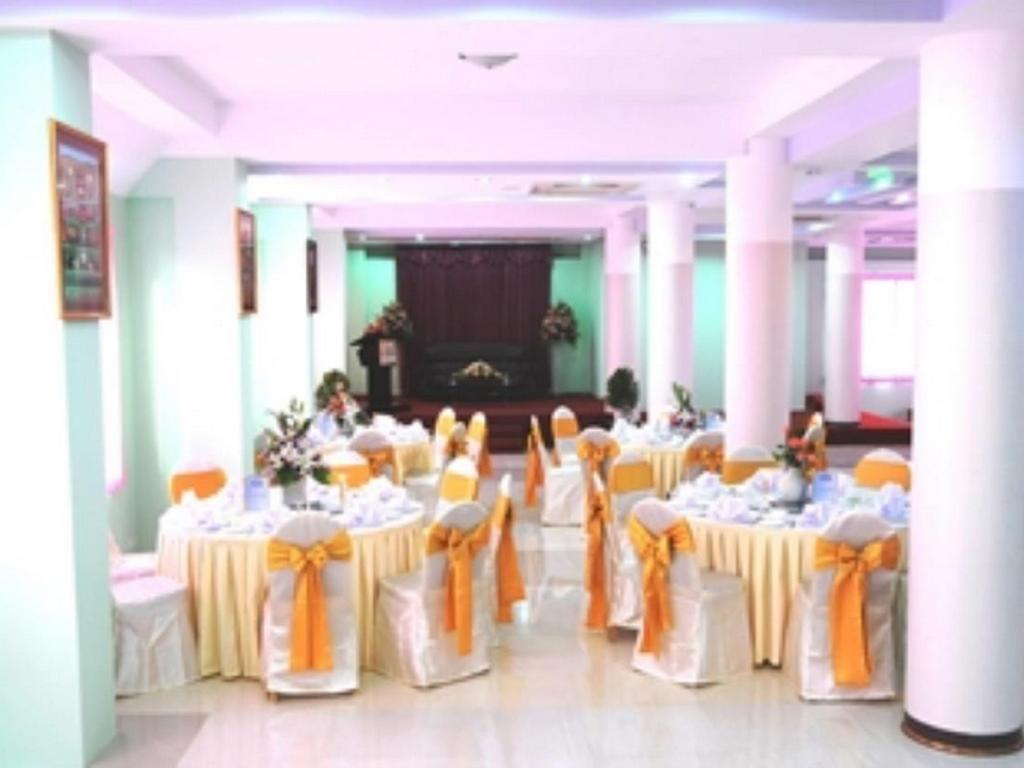 Hotel Bo Bo Min Rangoon Buitenkant foto
